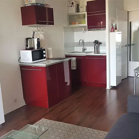 Ocean: Beachfront 3-star Studio With Sea View Apartment *